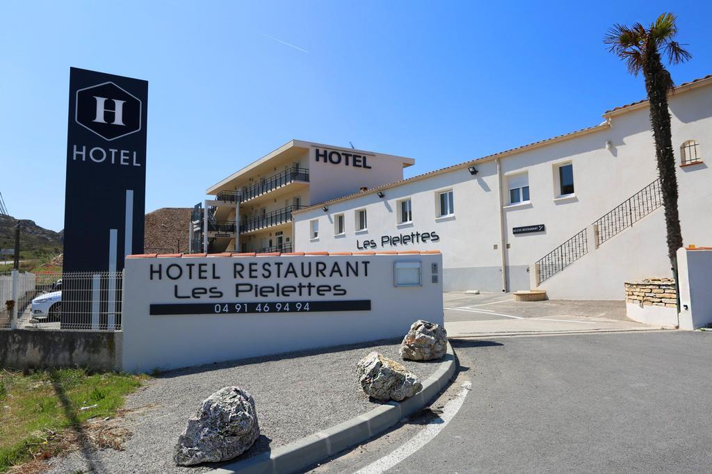 Hotel Restaurant Les Pielettes Le Rove Kültér fotó